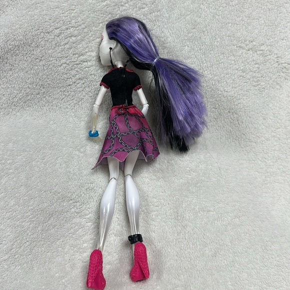 Monster High Ghoul Spirit Spectra Vondergeist Doll 2008 Mattel - Picture 6 of 6